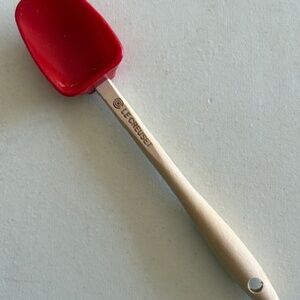 Le Creuset Mini Spatula Spoon in Cerise (Cherry) Red